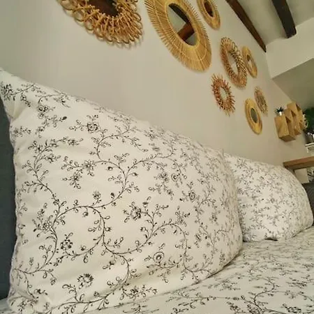 Monceau Super Studio Apartman